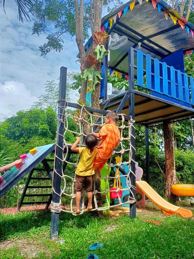 อยู่ดินกินดีฟาร์มสเตย์ Mae Rim Exterior photo